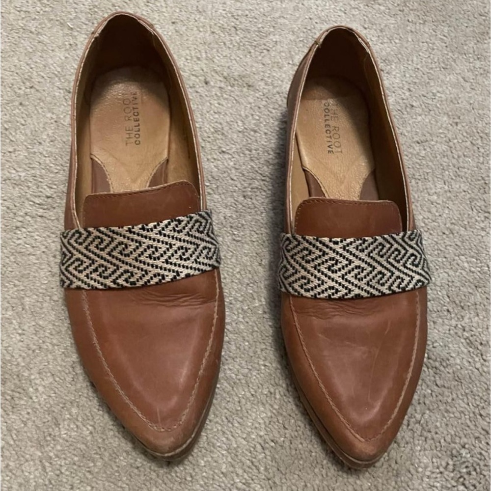 Root Collective Shelby Loafer 9 (runs big)